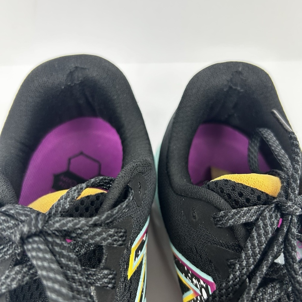 New Balance® (Women's 8 B) Fresh Foam™ Running Shoes in Black Surf - Picture 8 of 9